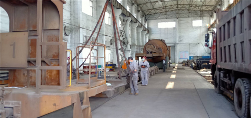 320吨鱼雷罐车架修...